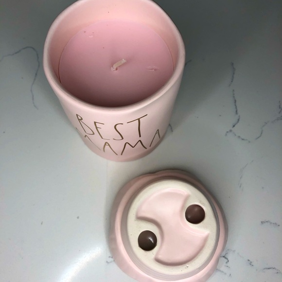 Rae Dunn BEST MAMA Candle w/ Flower Topper - Picture 4 of 7